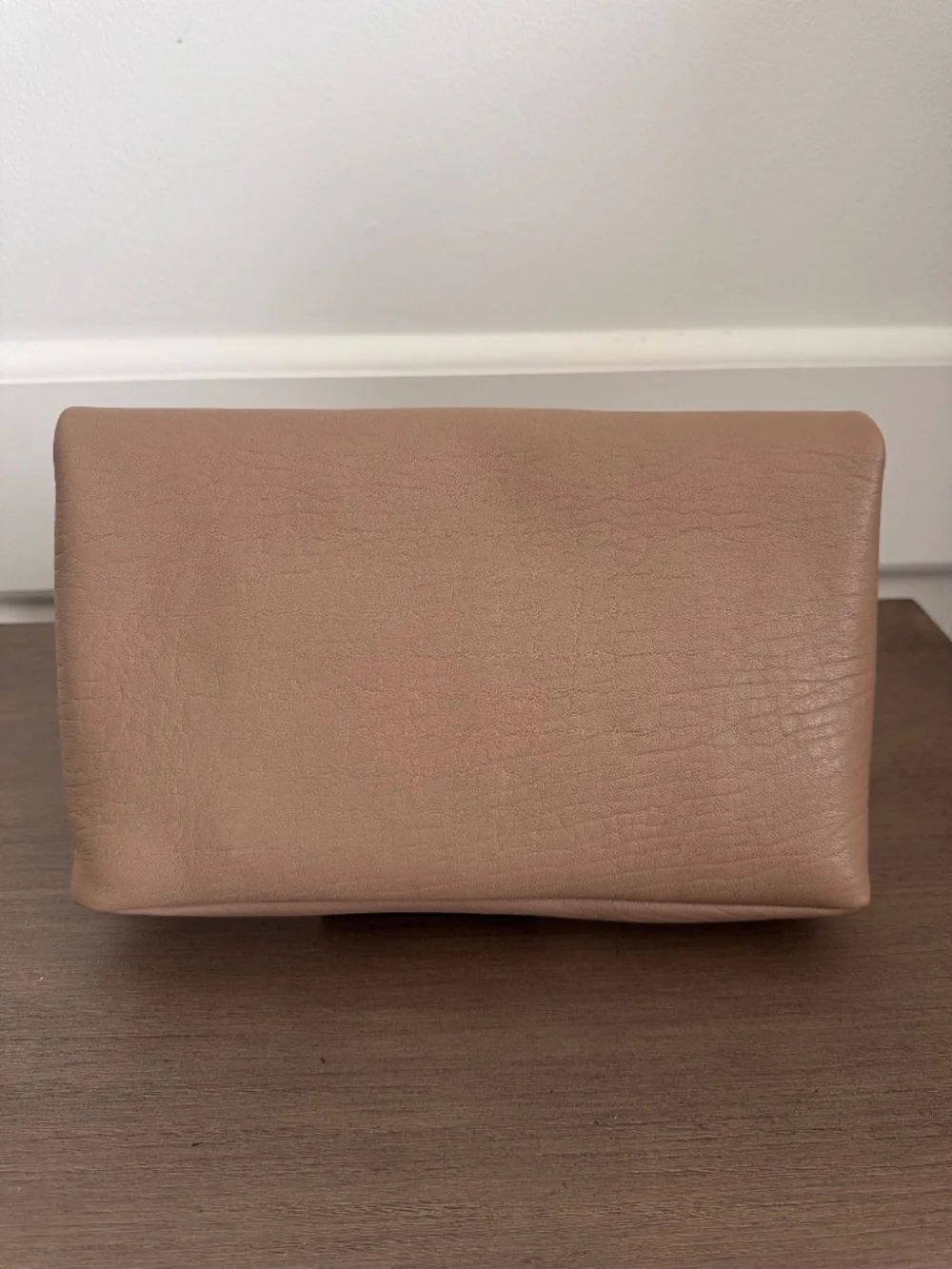 Ysl Cassandre large pouch in lambskin - Picture 2 of 6